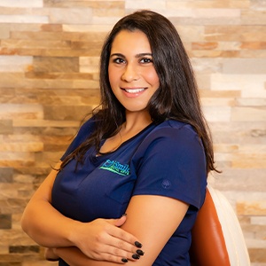 Dental hygienist Desiree